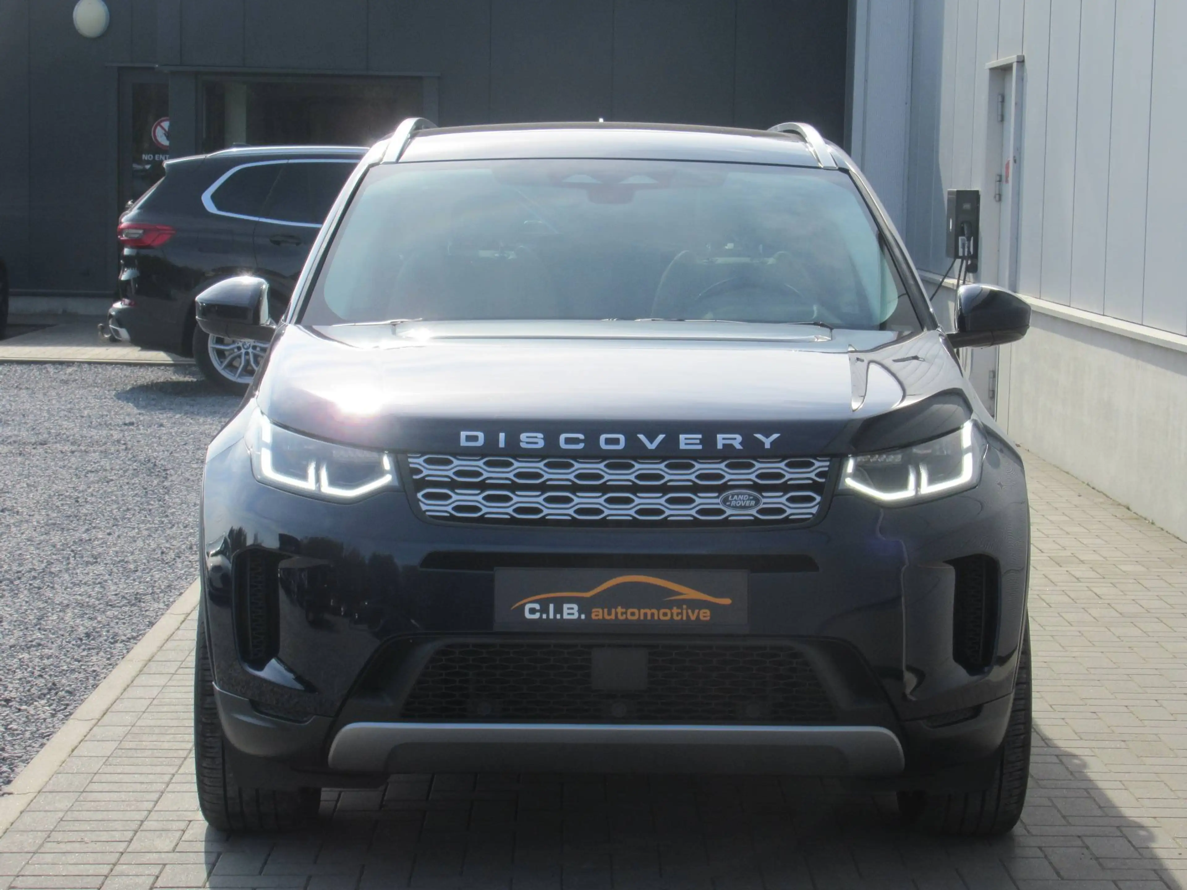 Land Rover Discovery Sport SE P300e / € 16.520 netto / Pano / Leder / Navi / ... — photo 7
