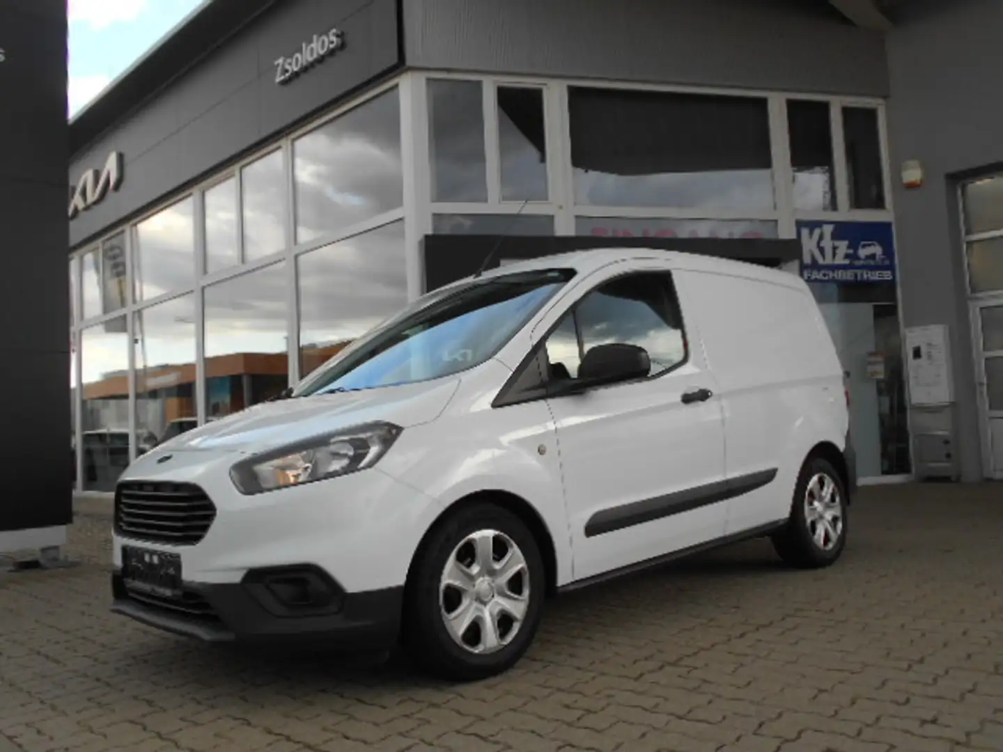 Ford Transit Courier 1,5 TDCi Trend Weiß - 1