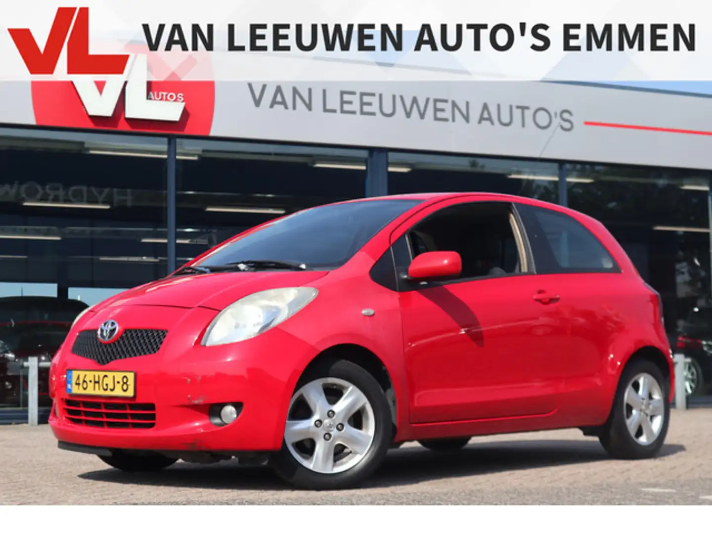 Toyota Yaris 1.3 VVTi Luna MMT | Automaat | Lees Tekst | Read T Rouge - 1