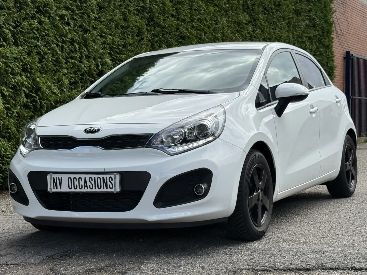 Kia Rio 1.2 CVVT Super Pack PDC/ECC/NAVI/SPORTIEF/15"/KEYL Wit - 2