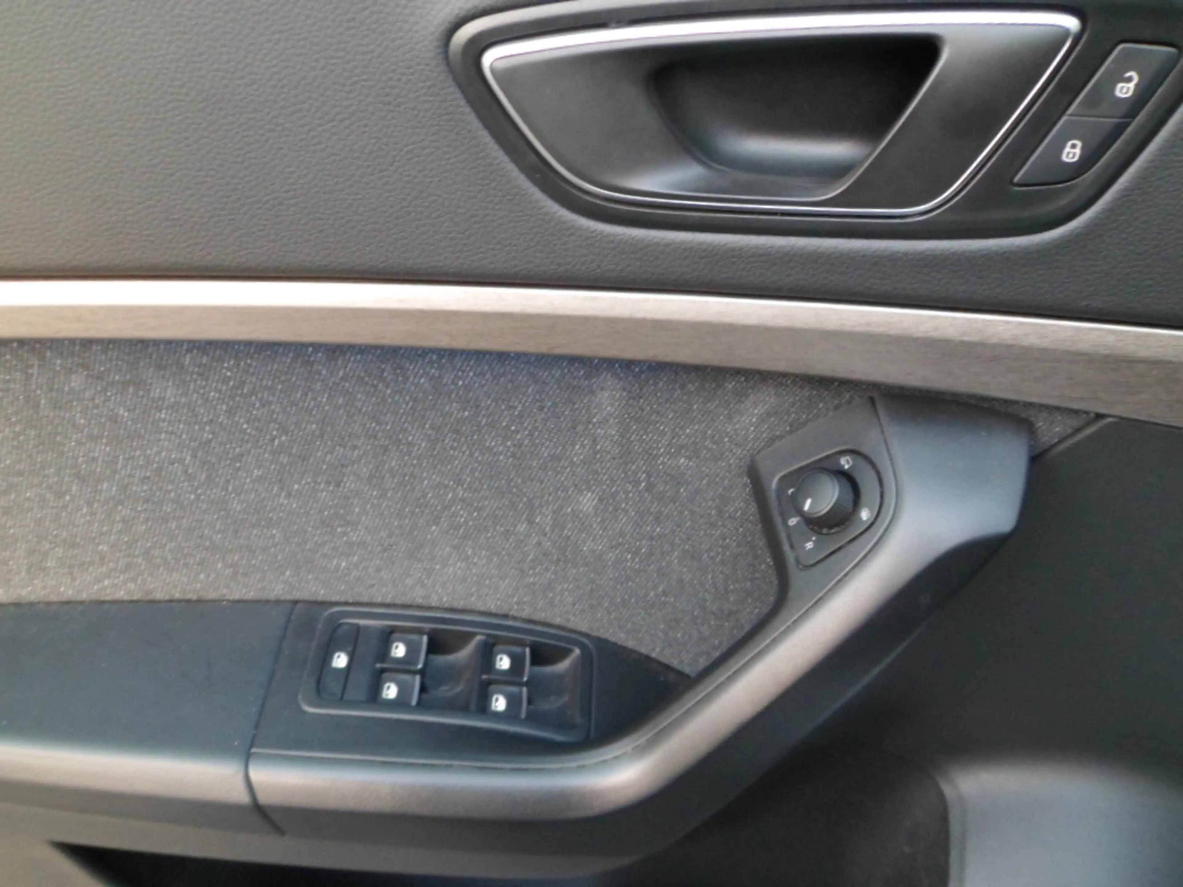 SEAT Ateca Xperience 1.5 Motor *AUS 1. HAND; TOP ZUSTAND; NAVI* — photo 9
