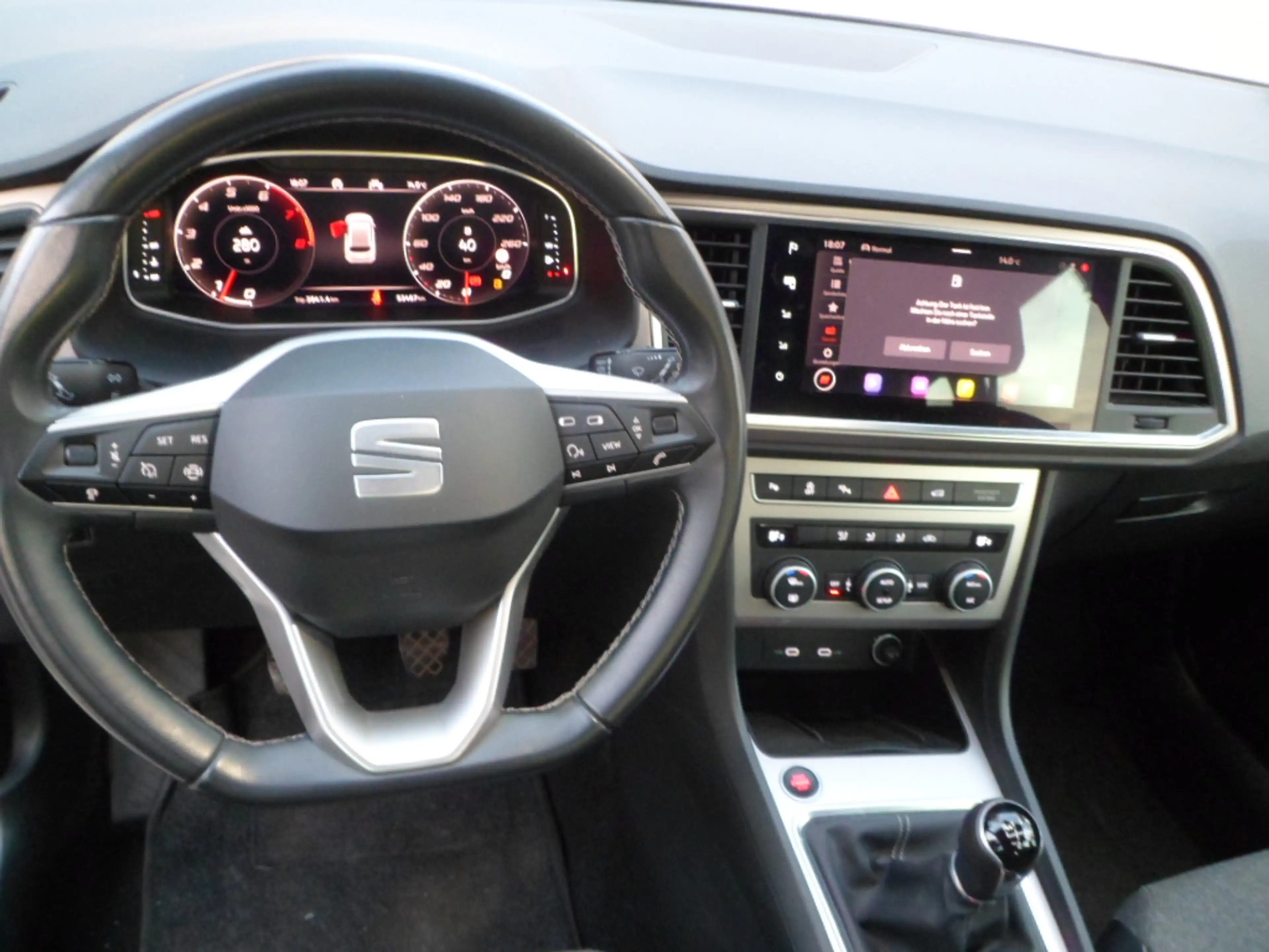 SEAT Ateca Xperience 1.5 Motor *AUS 1. HAND; TOP ZUSTAND; NAVI* — photo 10