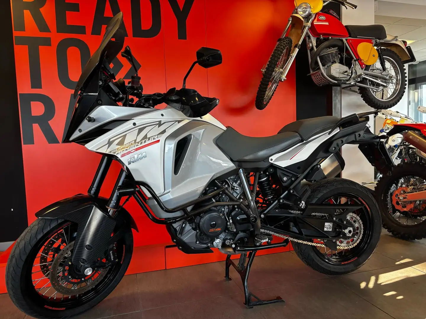 KTM 1290 Super Adventure T Biały - 1