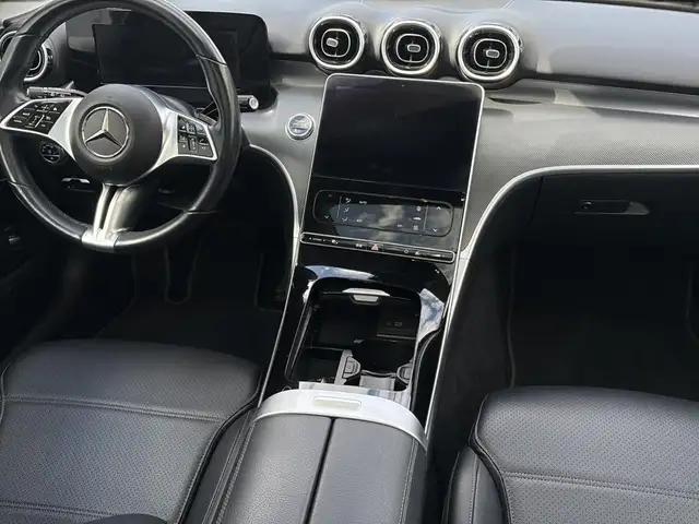Mercedes-Benz C-Class view 17