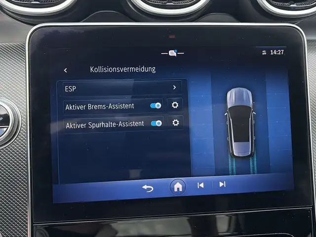 Mercedes-Benz C-Class view 24