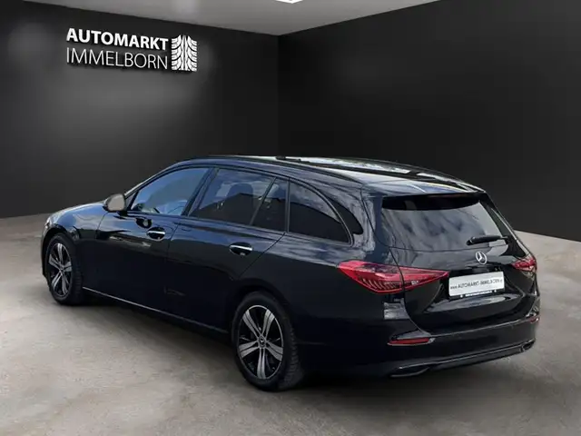 Mercedes-Benz C-Class view 6