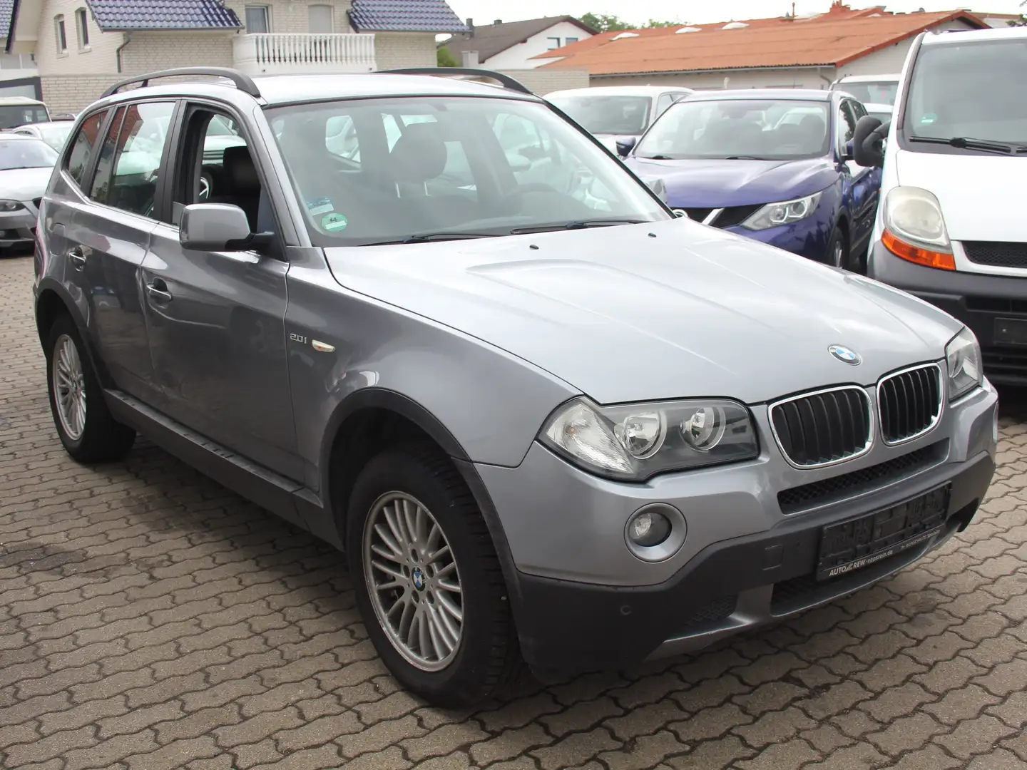 BMW X3 2.0i 1 Hand Orginal 80 TKM Grau - 1