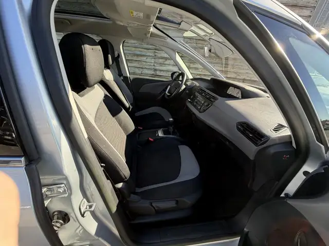 Citroen C4 Picasso view 15