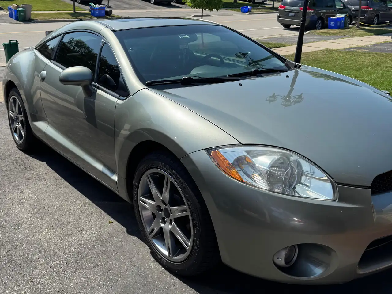 Mitsubishi Eclipse снимка Mitsubishi Eclipse