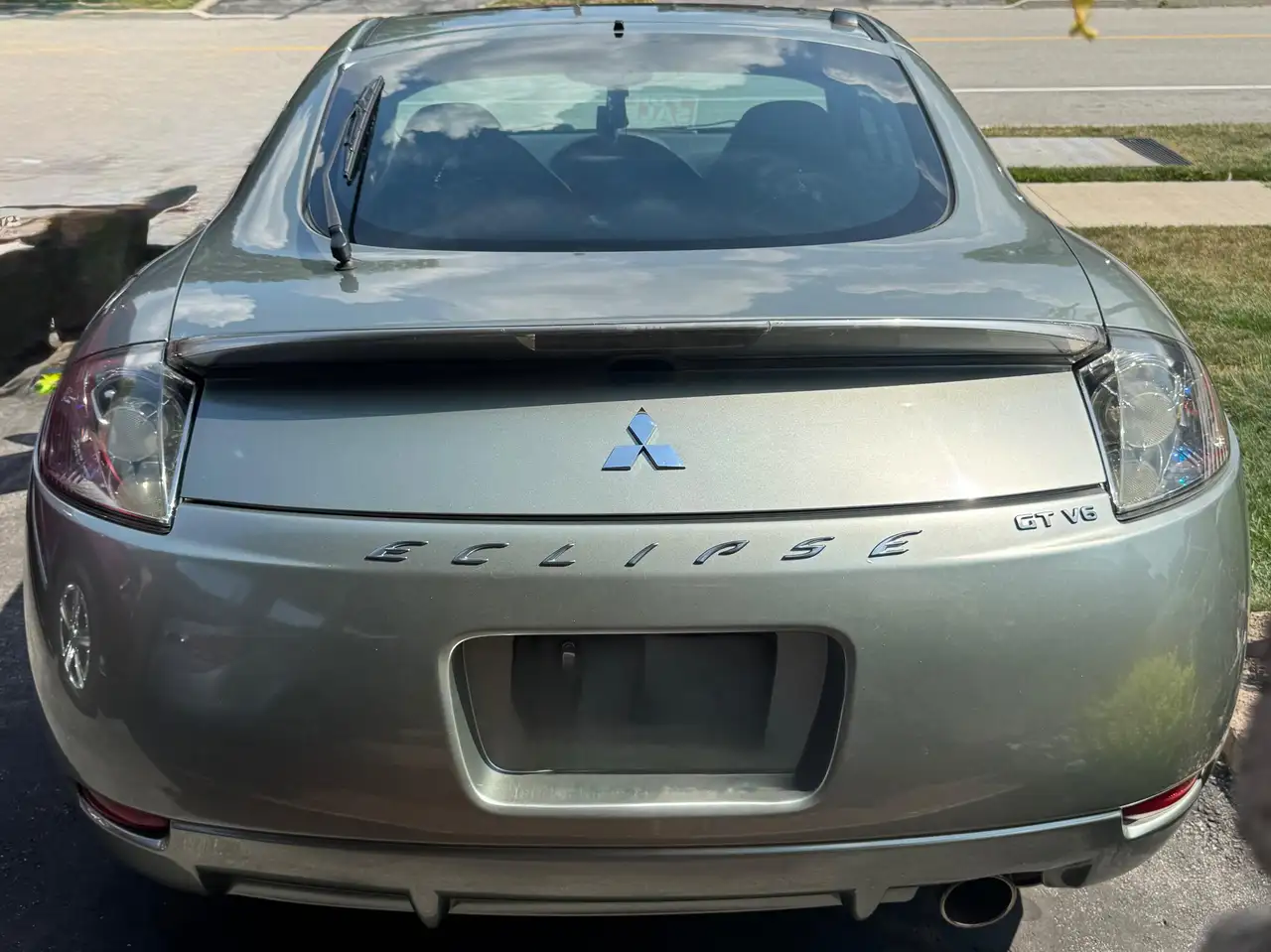 Mitsubishi Eclipse снимка Mitsubishi Eclipse