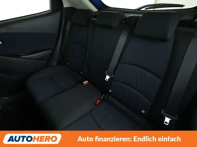Mazda Mazda2 view 14
