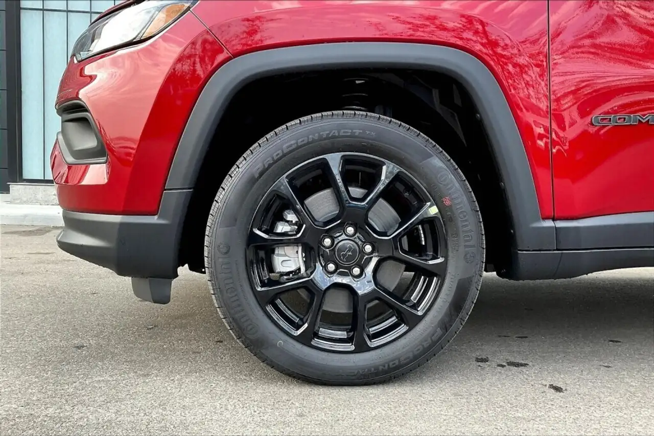 Jeep Compass photo Jeep Compass