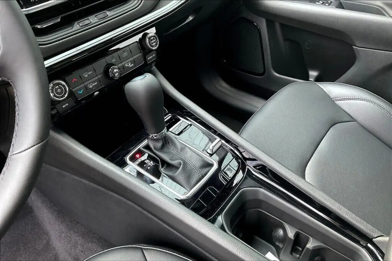 Jeep Compass photo Jeep Compass
