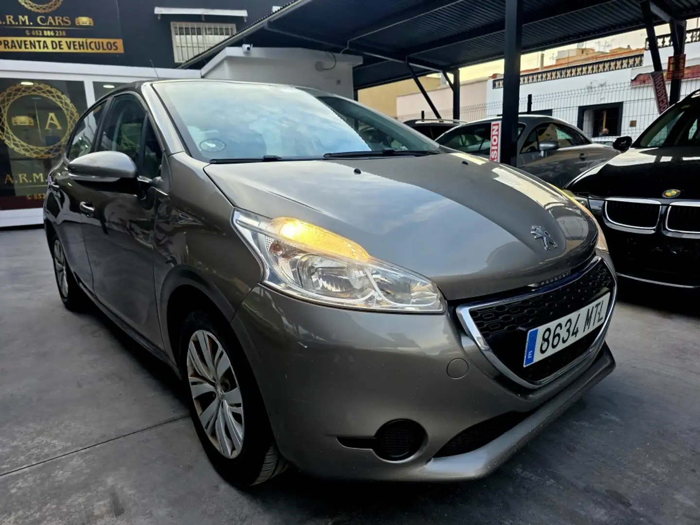 Peugeot 208 1.0 PureTech Access 68 Beige - 2