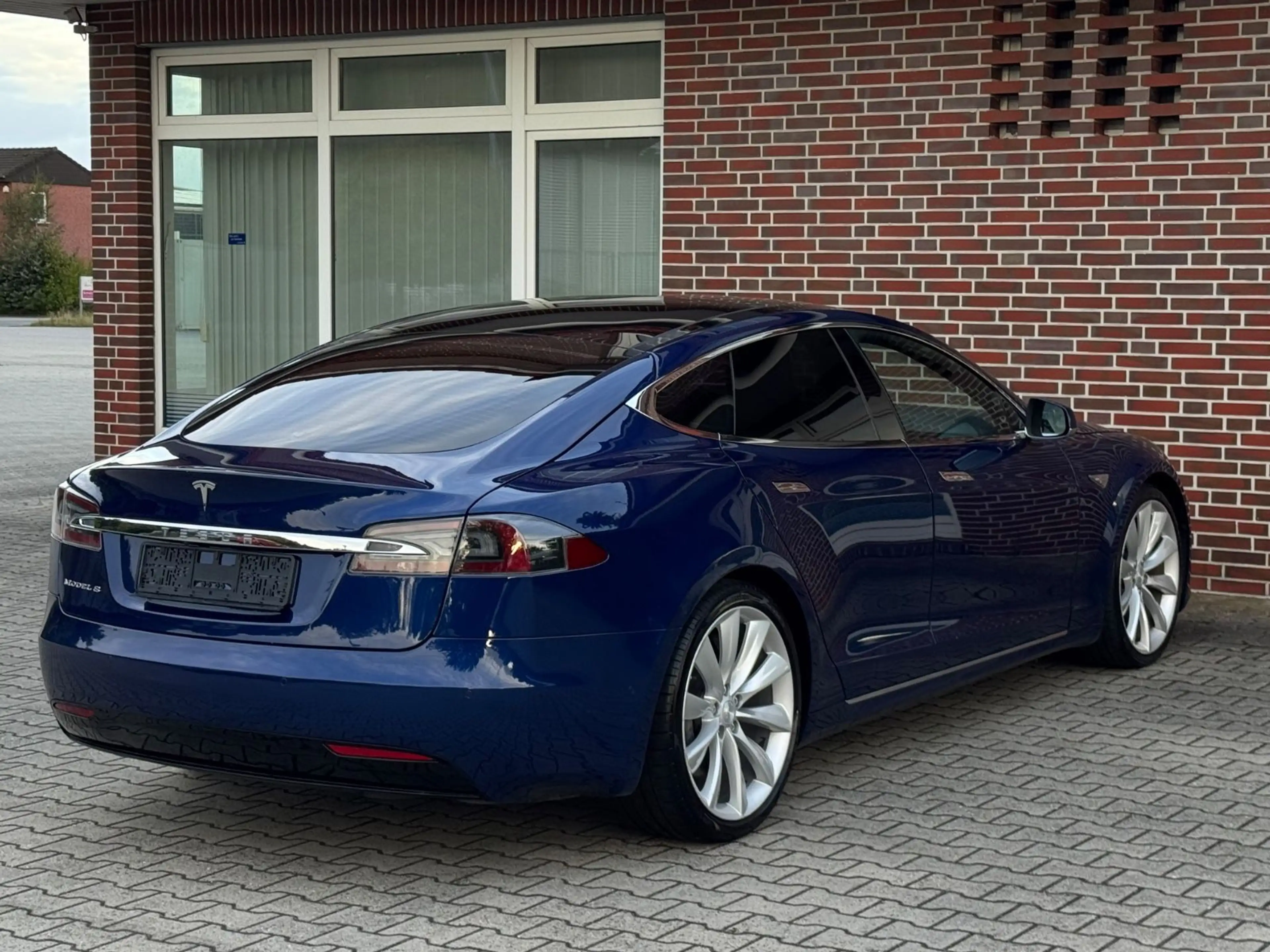 Tesla Model S 75D*FACELIFT*FREE SUPERCHARGING!!*LEDER* — photo 6