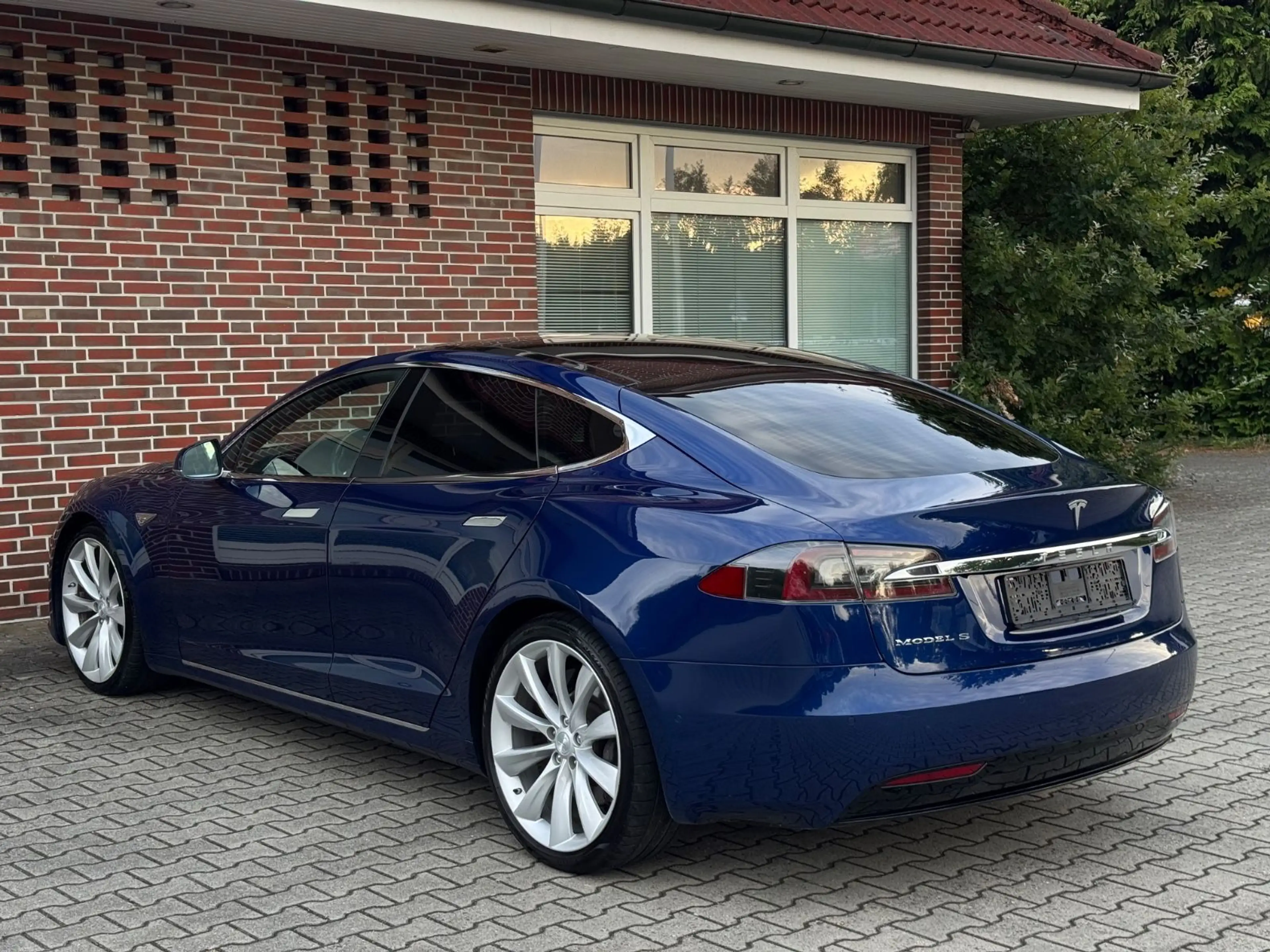 Tesla Model S 75D*FACELIFT*FREE SUPERCHARGING!!*LEDER* — photo 3