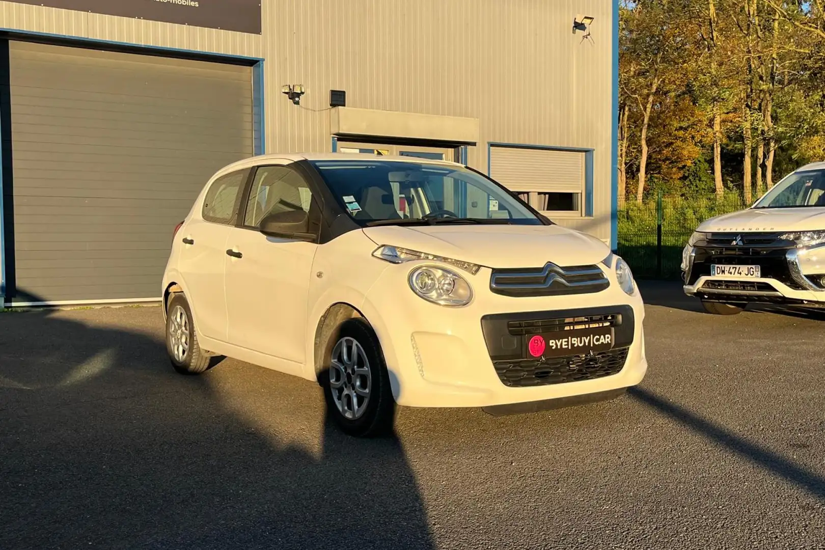Citroen C1 1.0l VTi 5 PORTES 2015 BERLINE Live GARANTIE 12 MOIS Blanc - 2