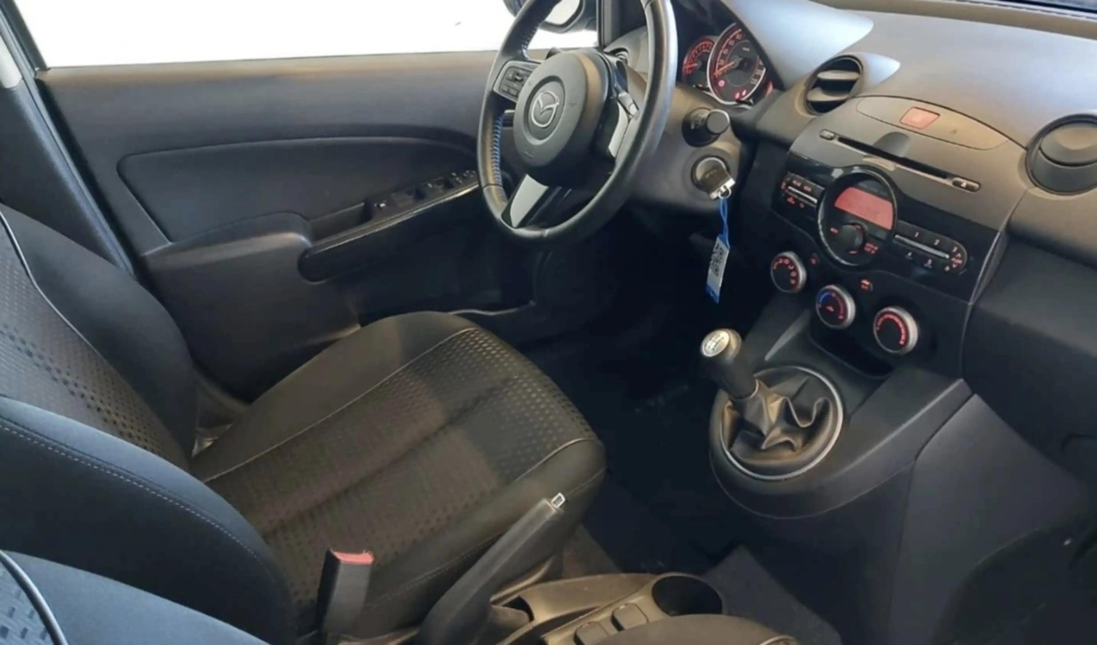 Mazda 2 1.3 Sendo — photo 3