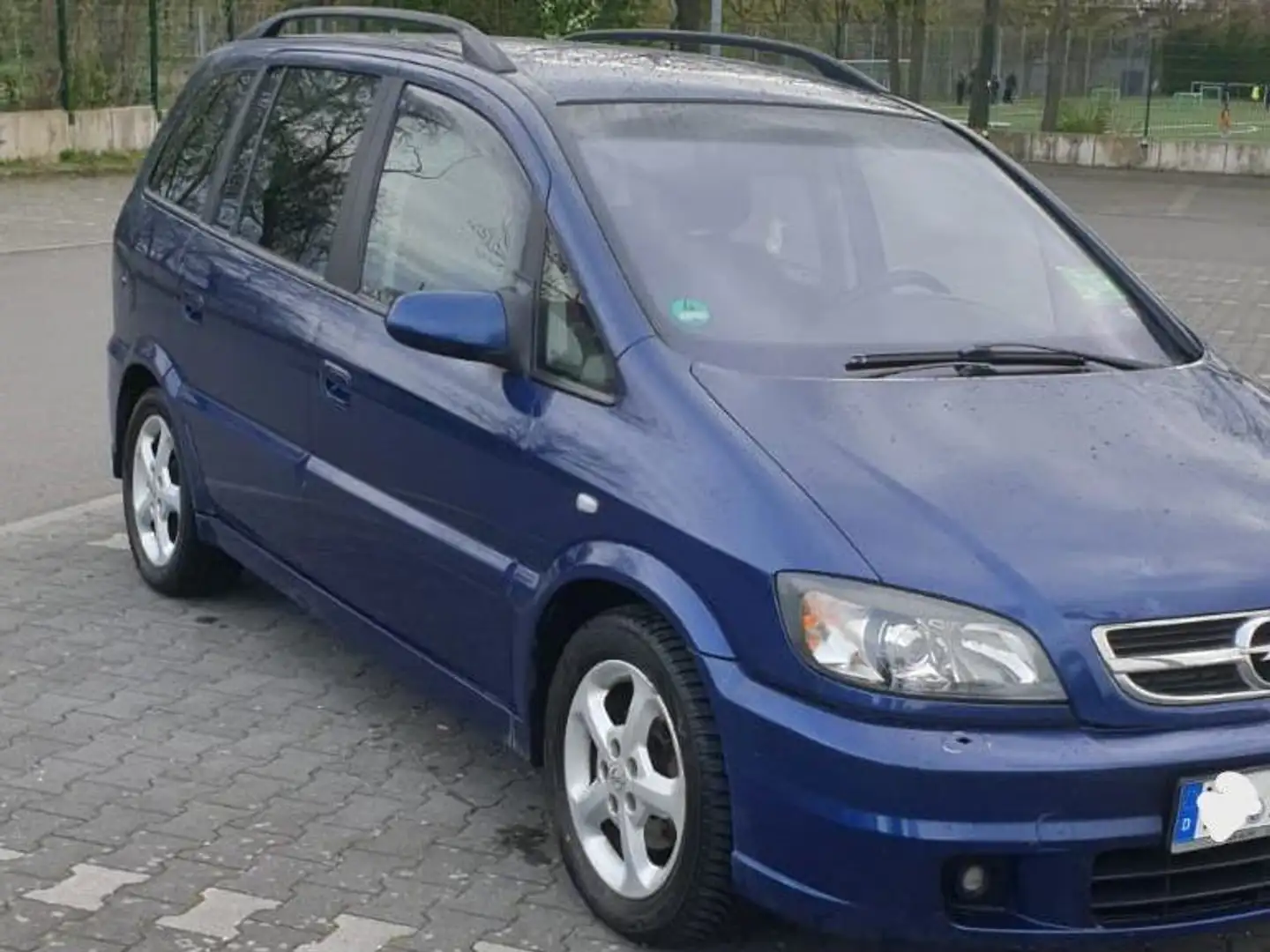 Opel Zafira Zafira 2.2 DTI Blau - 1