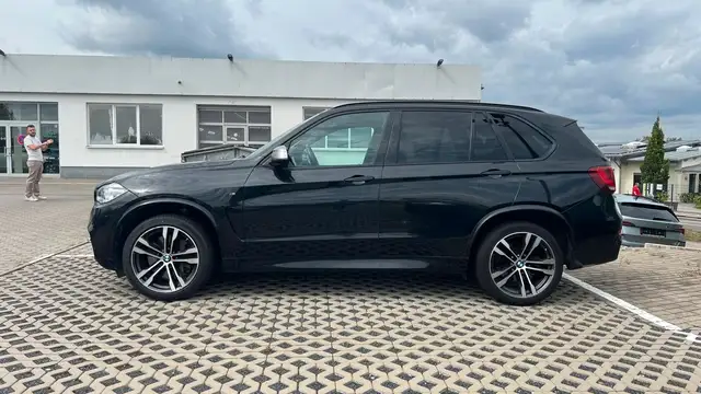 BMW X5 X5 view 5