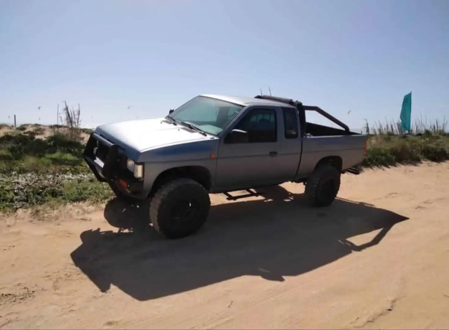 Nissan King Cab 2.5d - 1