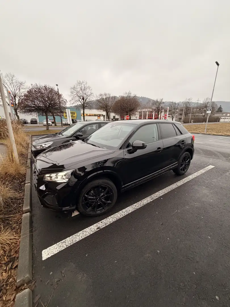 Audi Q2 30 TFSI admired - 2