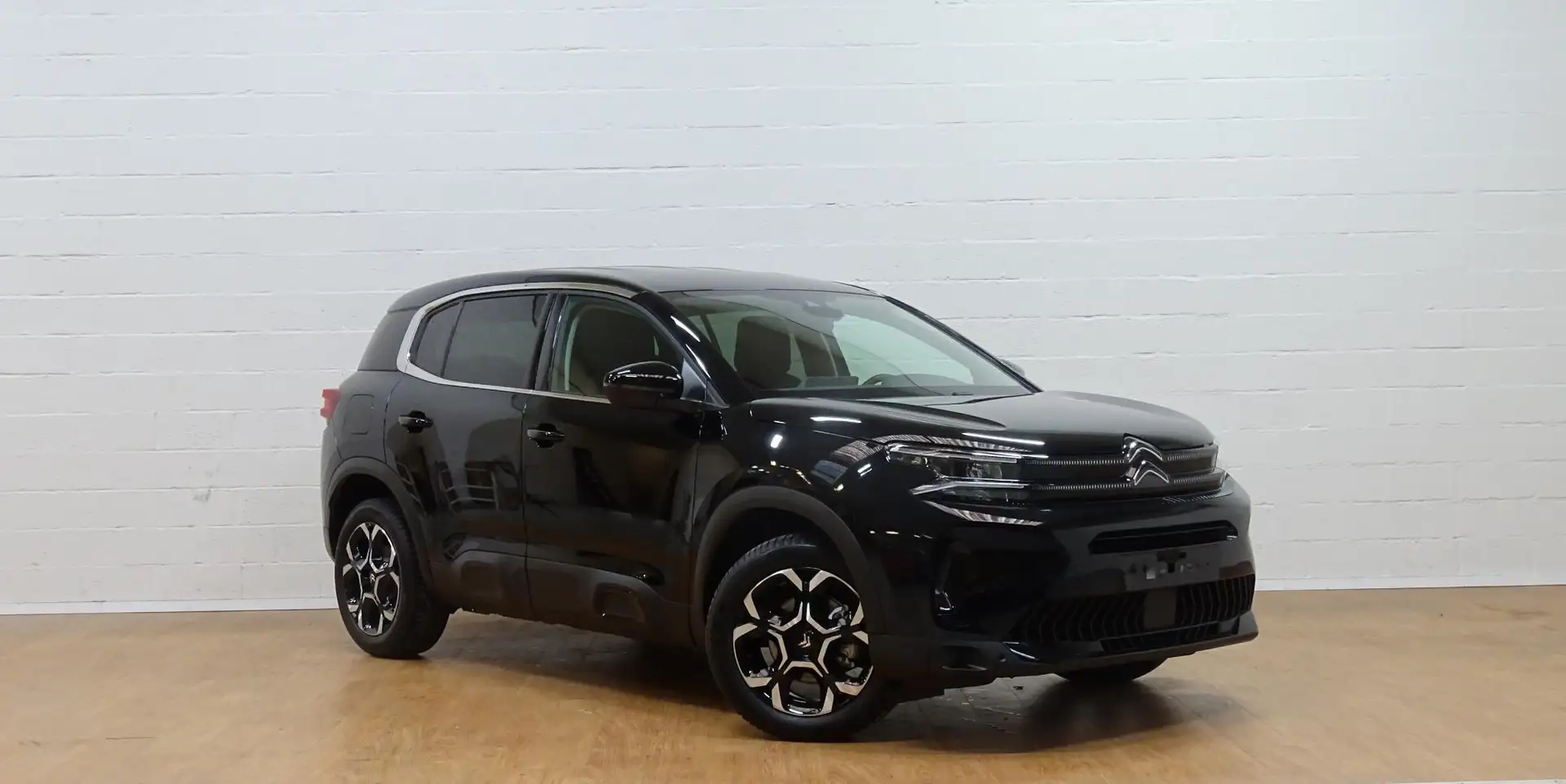 Citroen C5 Aircross 1.2T Mild Hybrid automaat Zwart - 2