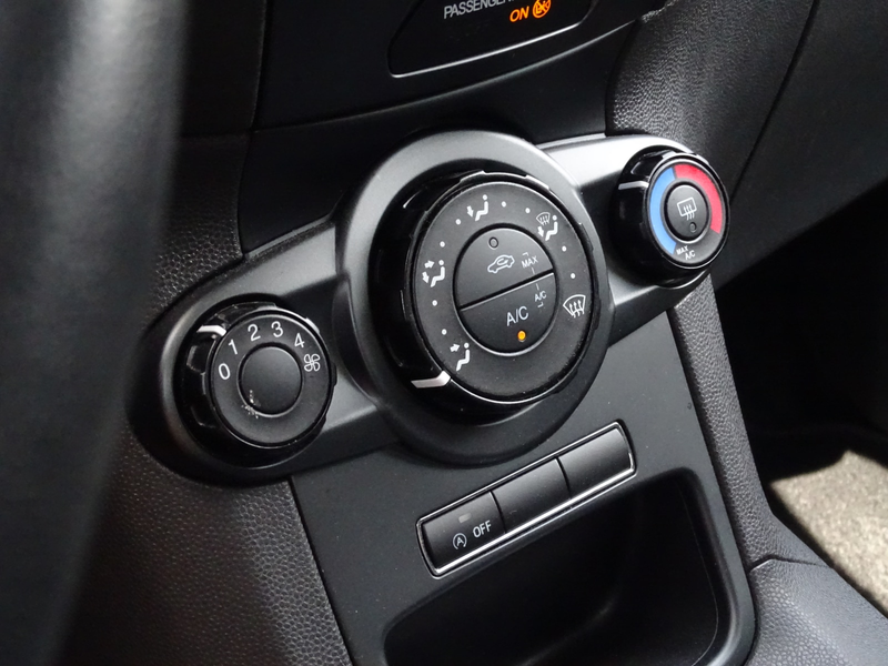 Ford Fiesta 1.0 EcoBoost Hot Hatch | Navi | Bluetooth — photo 10