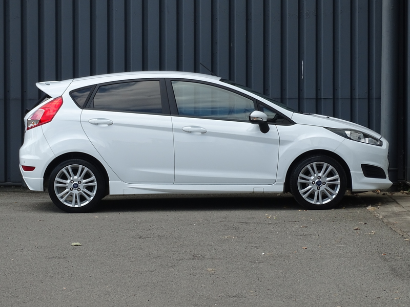Ford Fiesta 1.0 EcoBoost Hot Hatch | Navi | Bluetooth — photo 4