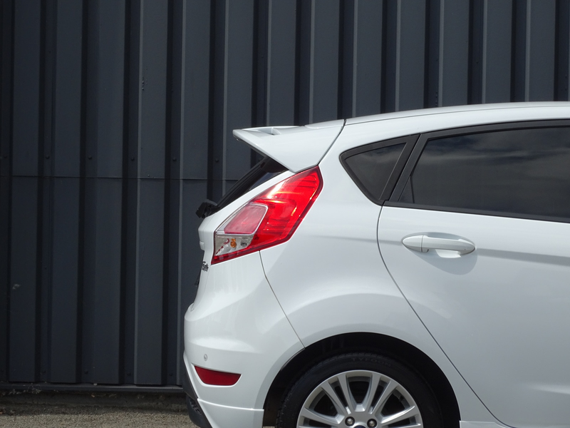 Ford Fiesta 1.0 EcoBoost Hot Hatch | Navi | Bluetooth — photo 32