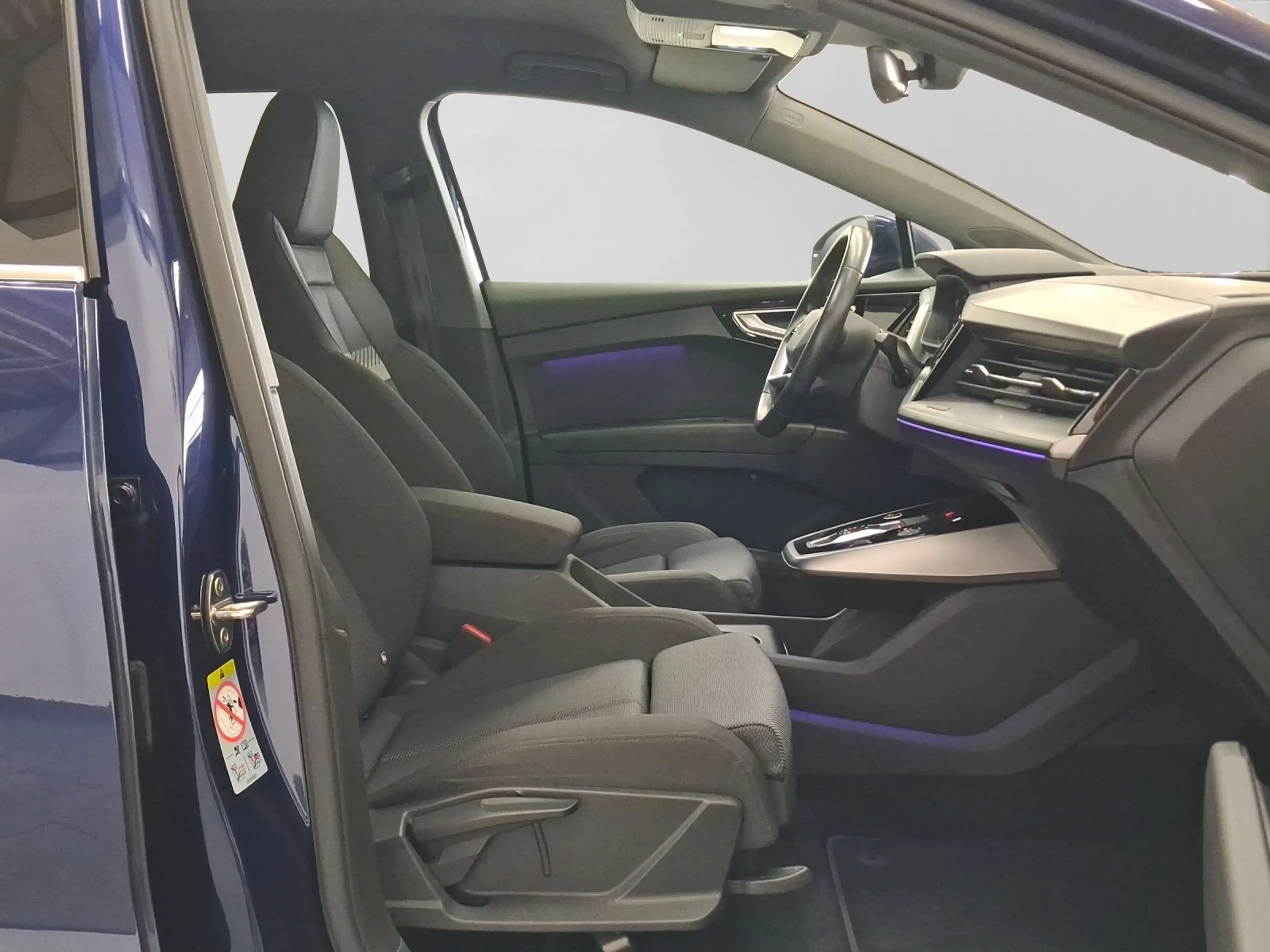 Audi Q4 e-tron 35 NAVI+ PRIVACY VIRTUAL LM20 — photo 4