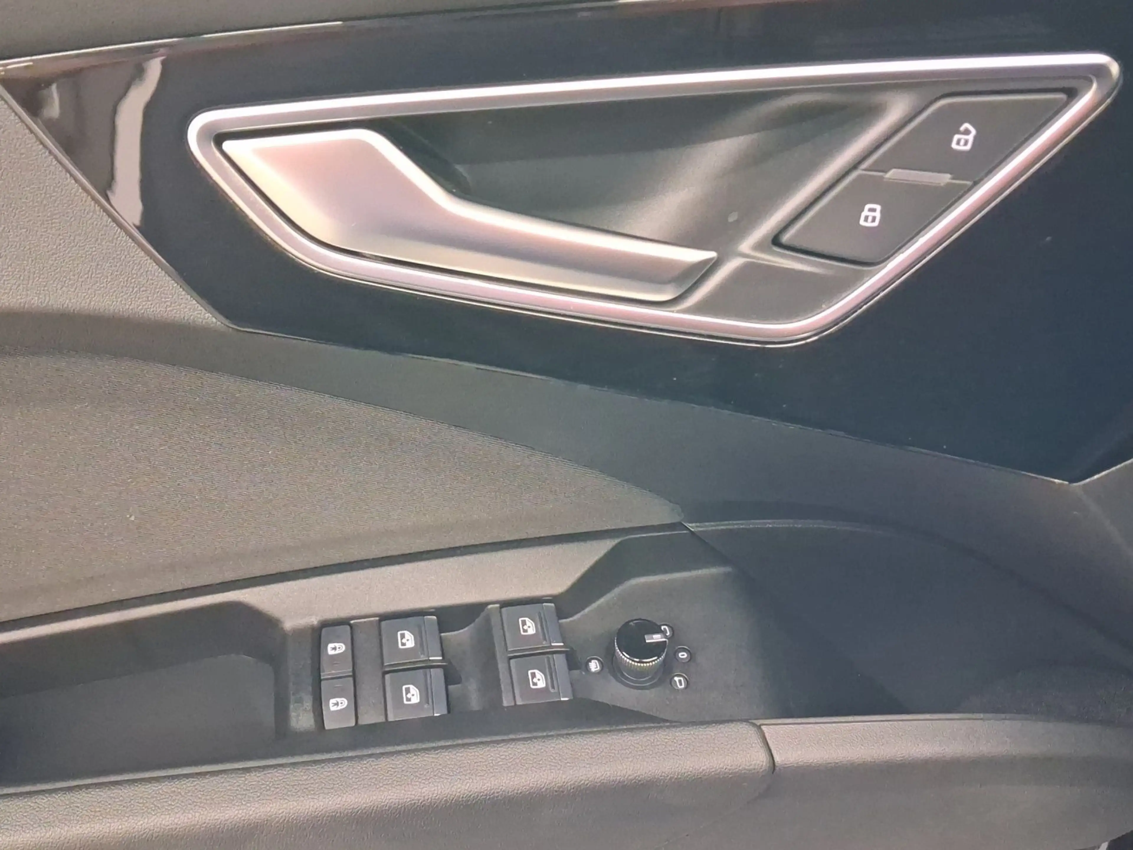 Audi Q4 e-tron 35 NAVI+ PRIVACY VIRTUAL LM20 — photo 8