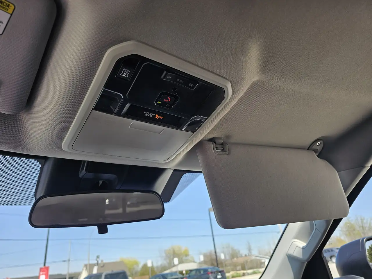 Toyota Tundra снимка Toyota Tundra