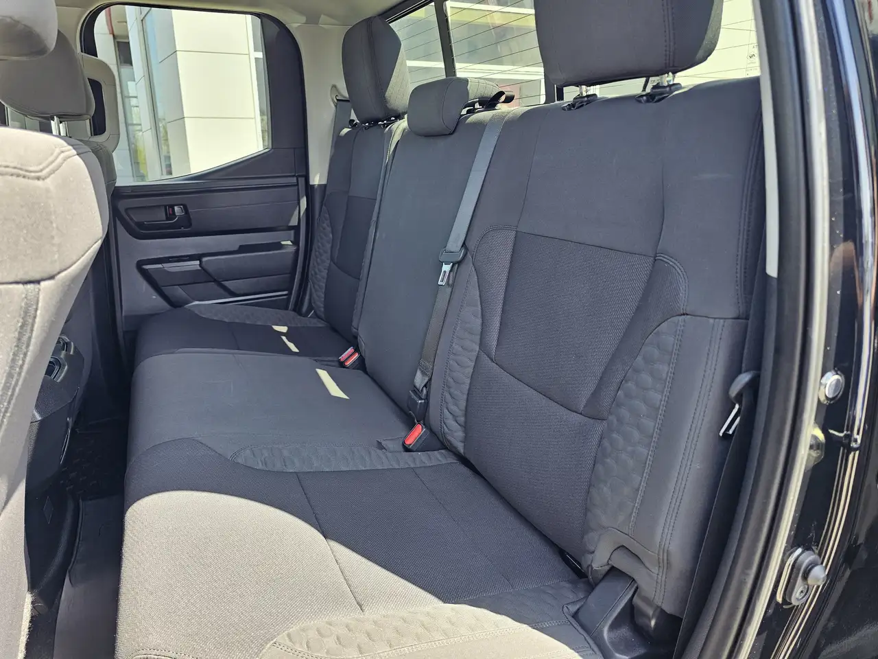 Toyota Tundra снимка Toyota Tundra