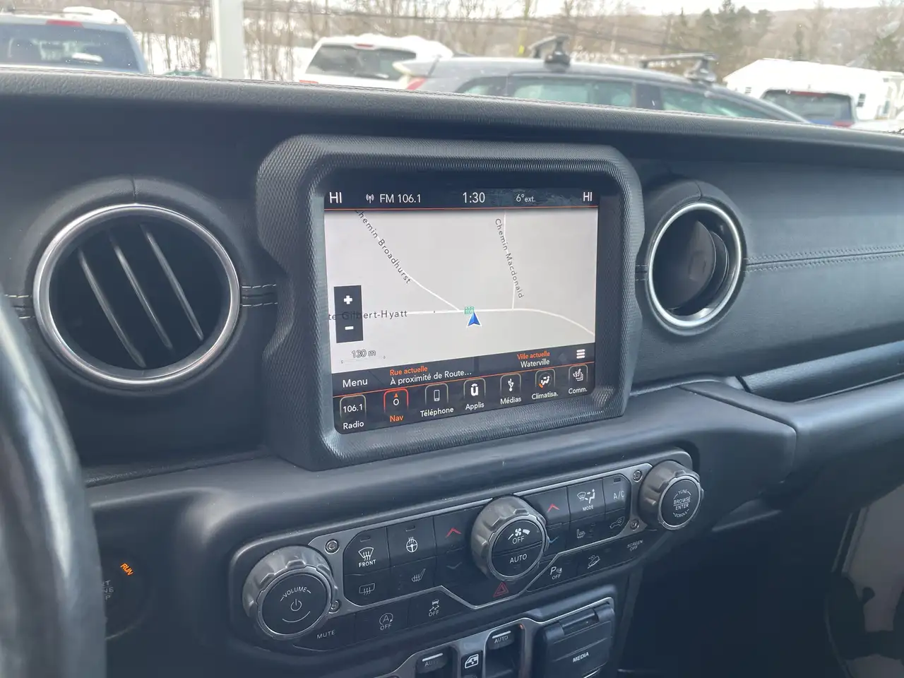 Jeep Wrangler снимка Jeep Wrangler