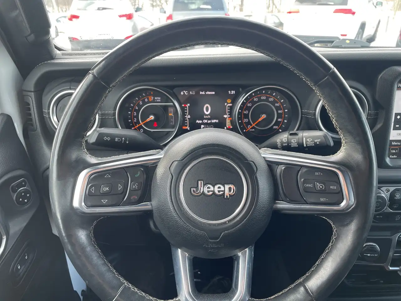 Jeep Wrangler снимка Jeep Wrangler