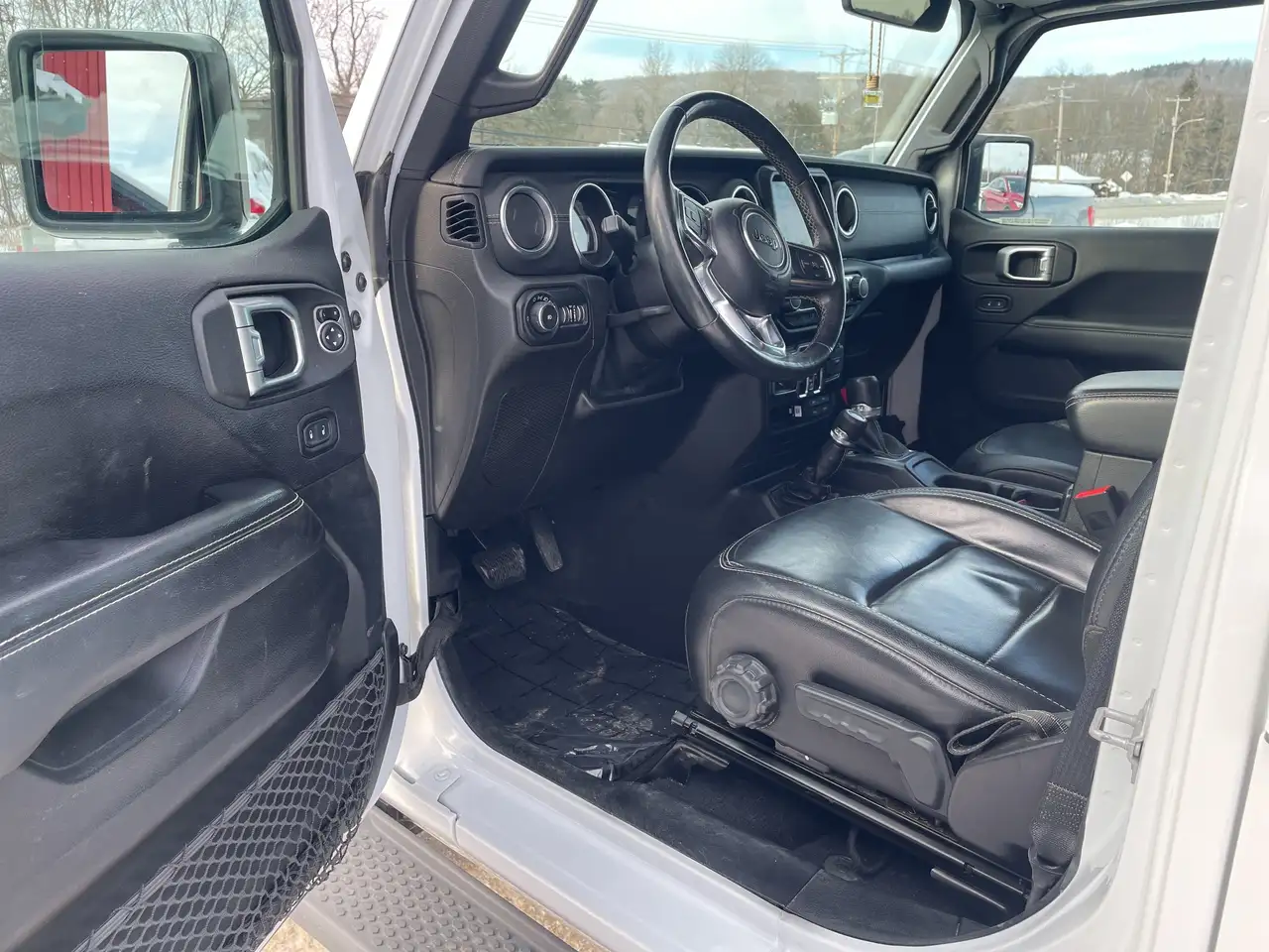 Jeep Wrangler снимка Jeep Wrangler