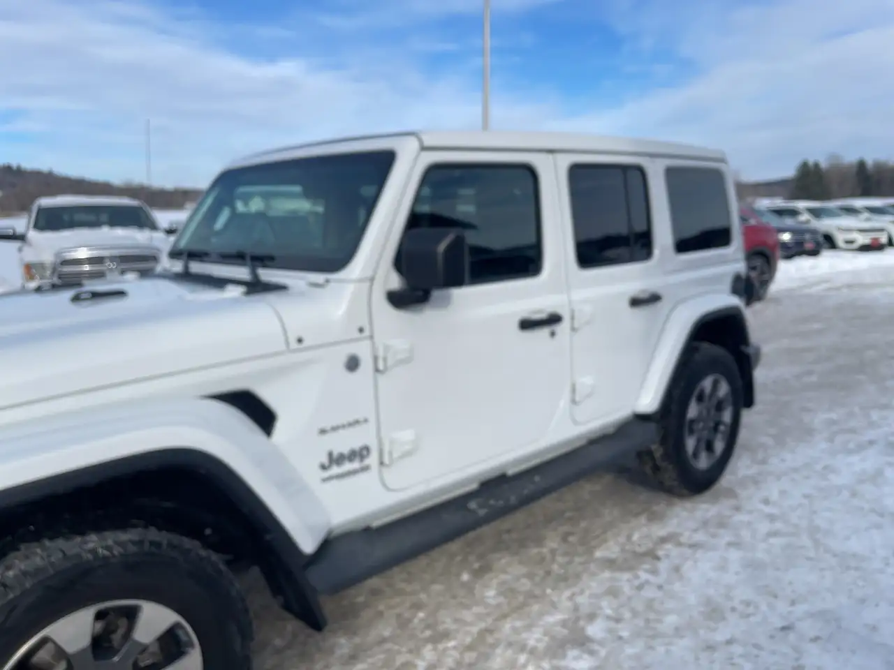 Jeep Wrangler снимка Jeep Wrangler