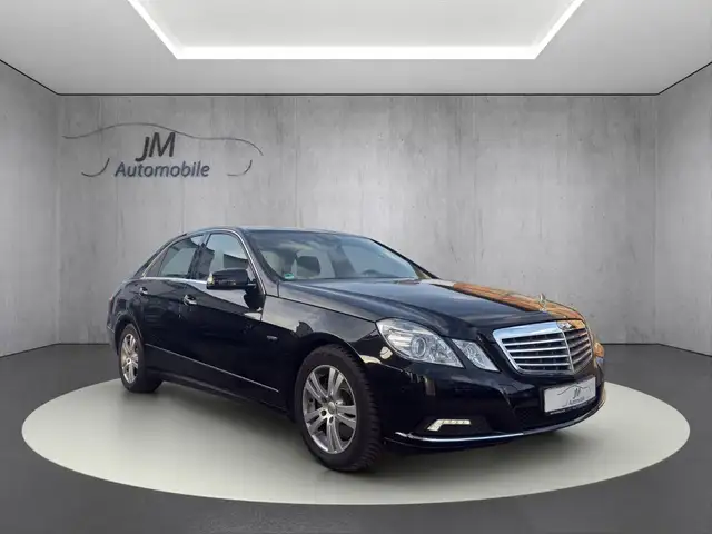 Mercedes-Benz E 350 CGI BlueEfficiency Pano Kamera Navi
