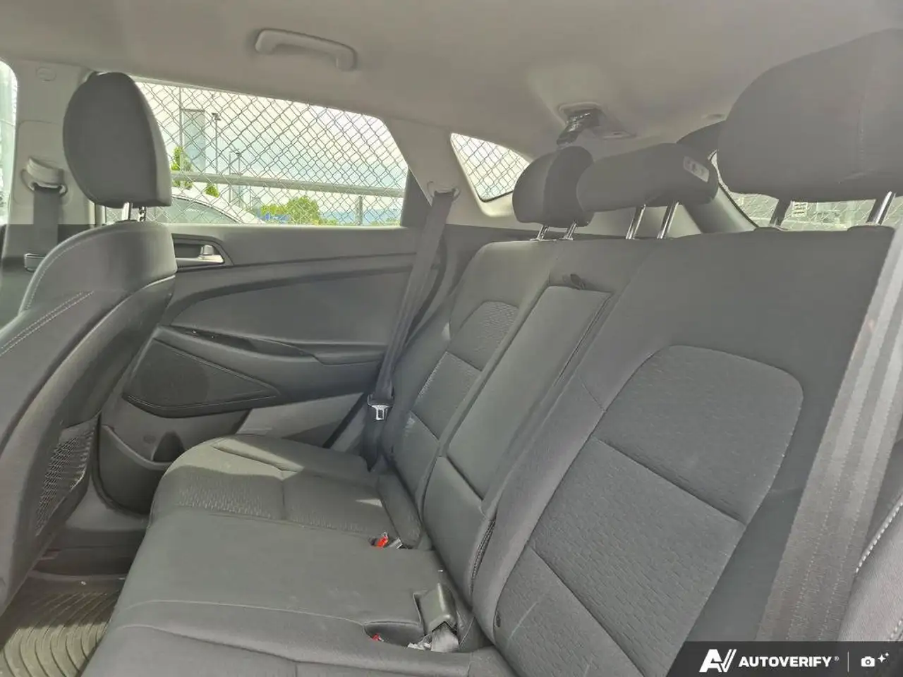 Hyundai TUCSON photo Hyundai TUCSON