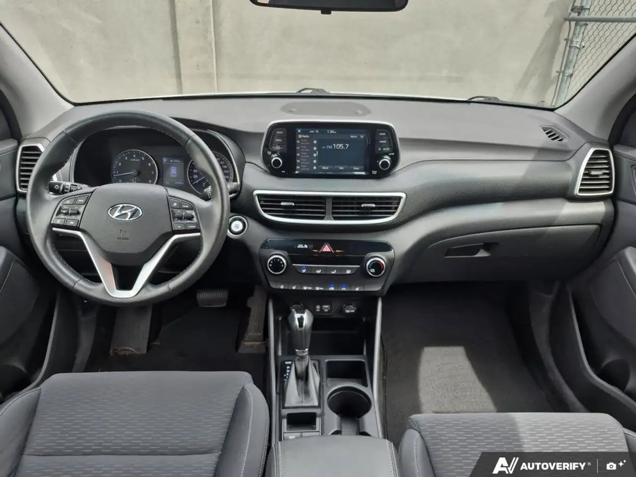 Hyundai TUCSON photo Hyundai TUCSON
