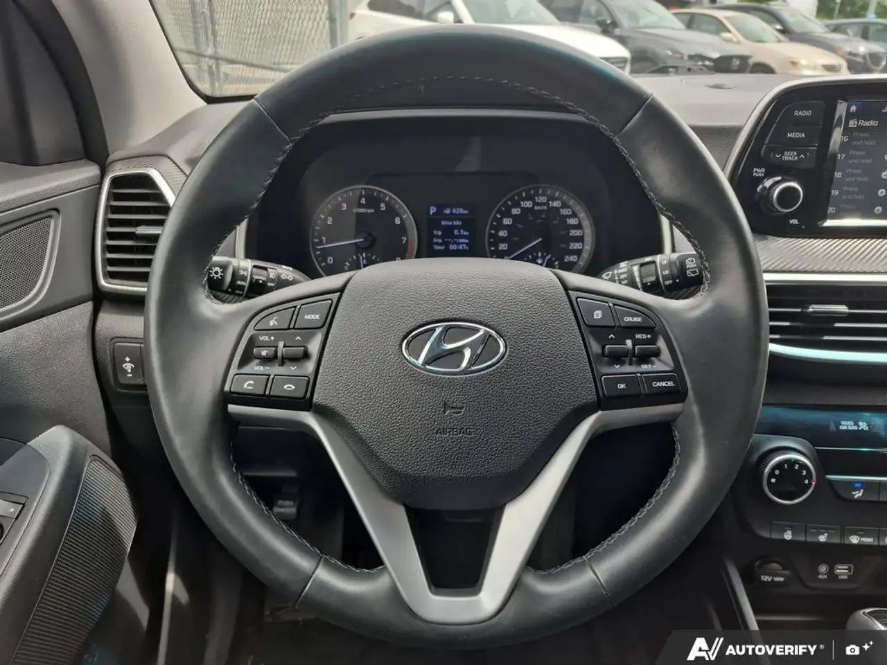 Hyundai TUCSON photo Hyundai TUCSON