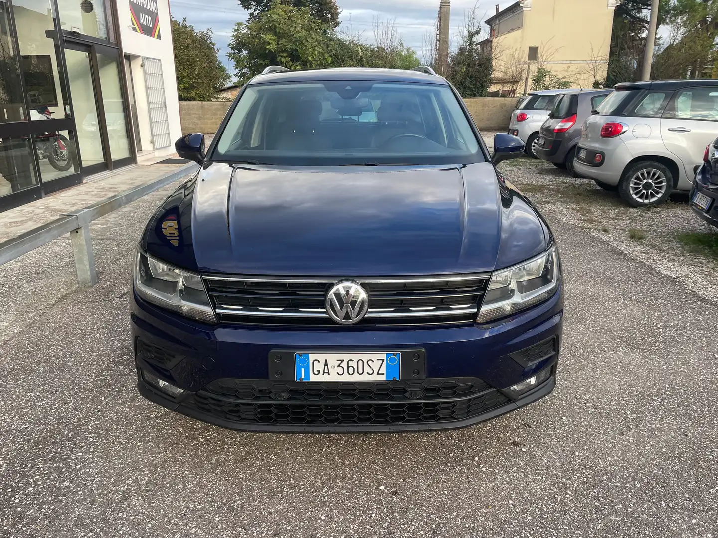Volkswagen Tiguan Tiguan II 2.0 tdi Business 150cv dsg Blu/Azzurro - 2