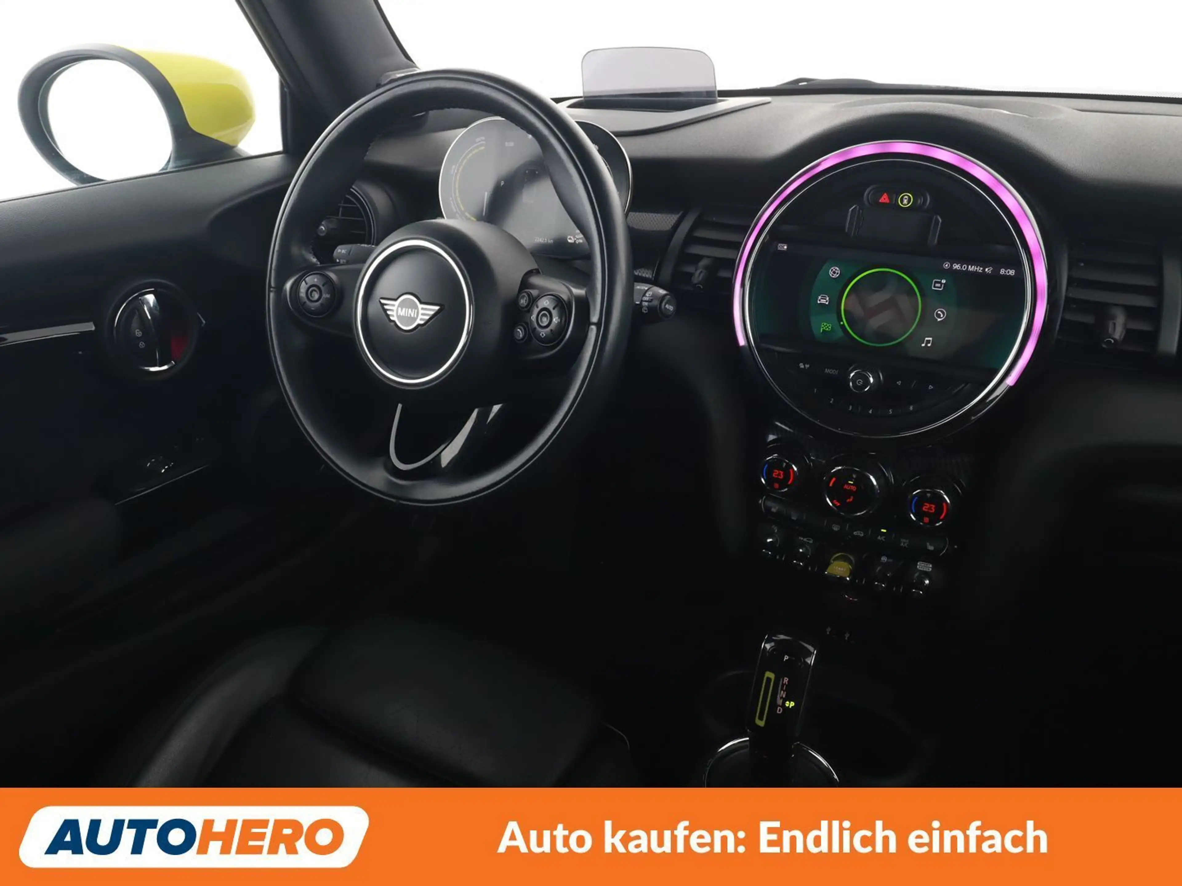 MINI Cooper SE Cooper SE Trim L — photo 14