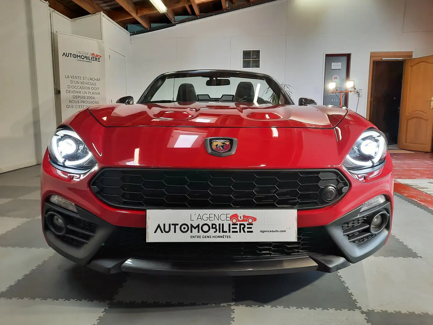 Abarth 124 Spider 1.4 MultiAir Turismo/ Garantie 12 Mois Rood - 2