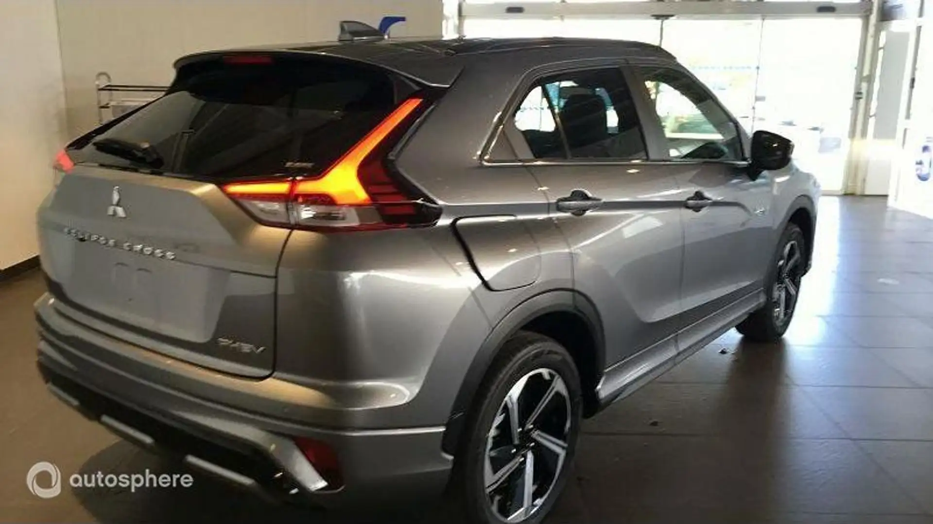 Mitsubishi Eclipse Cross 2.4 MIVEC PHEV 188ch Instyle 4WD - 2