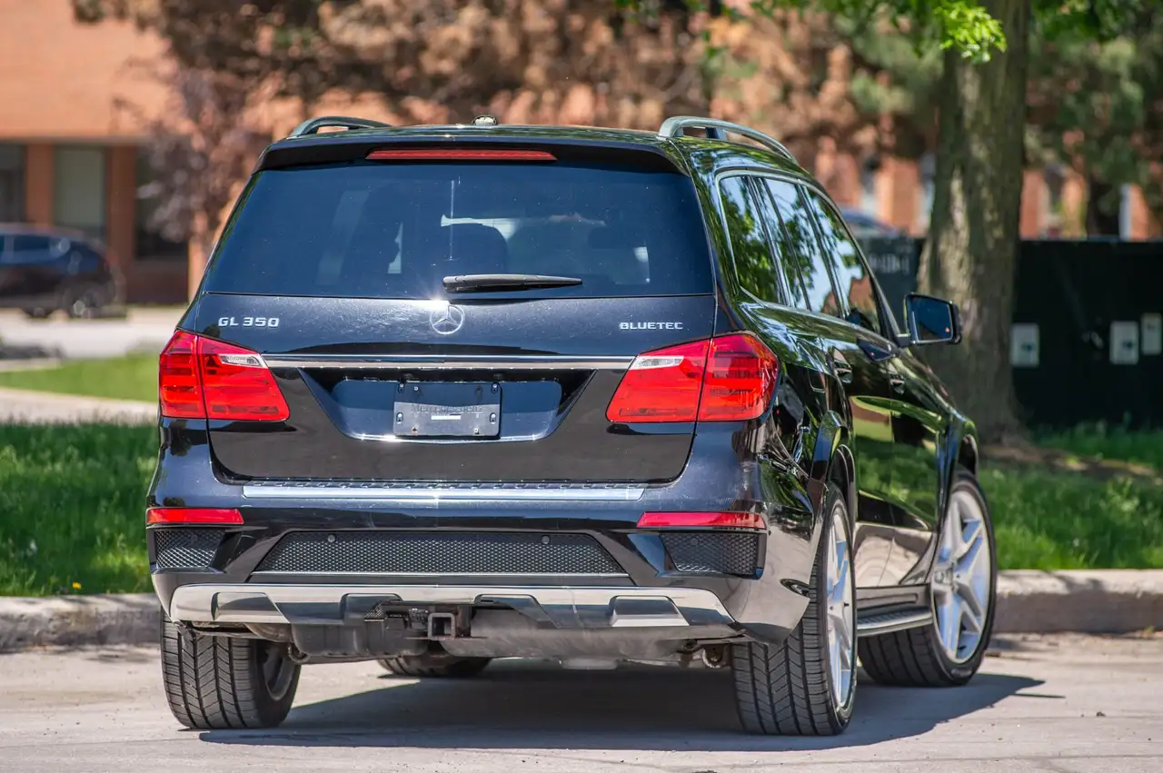 Mercedes-Benz GL-Class снимка Mercedes-Benz GL-Class