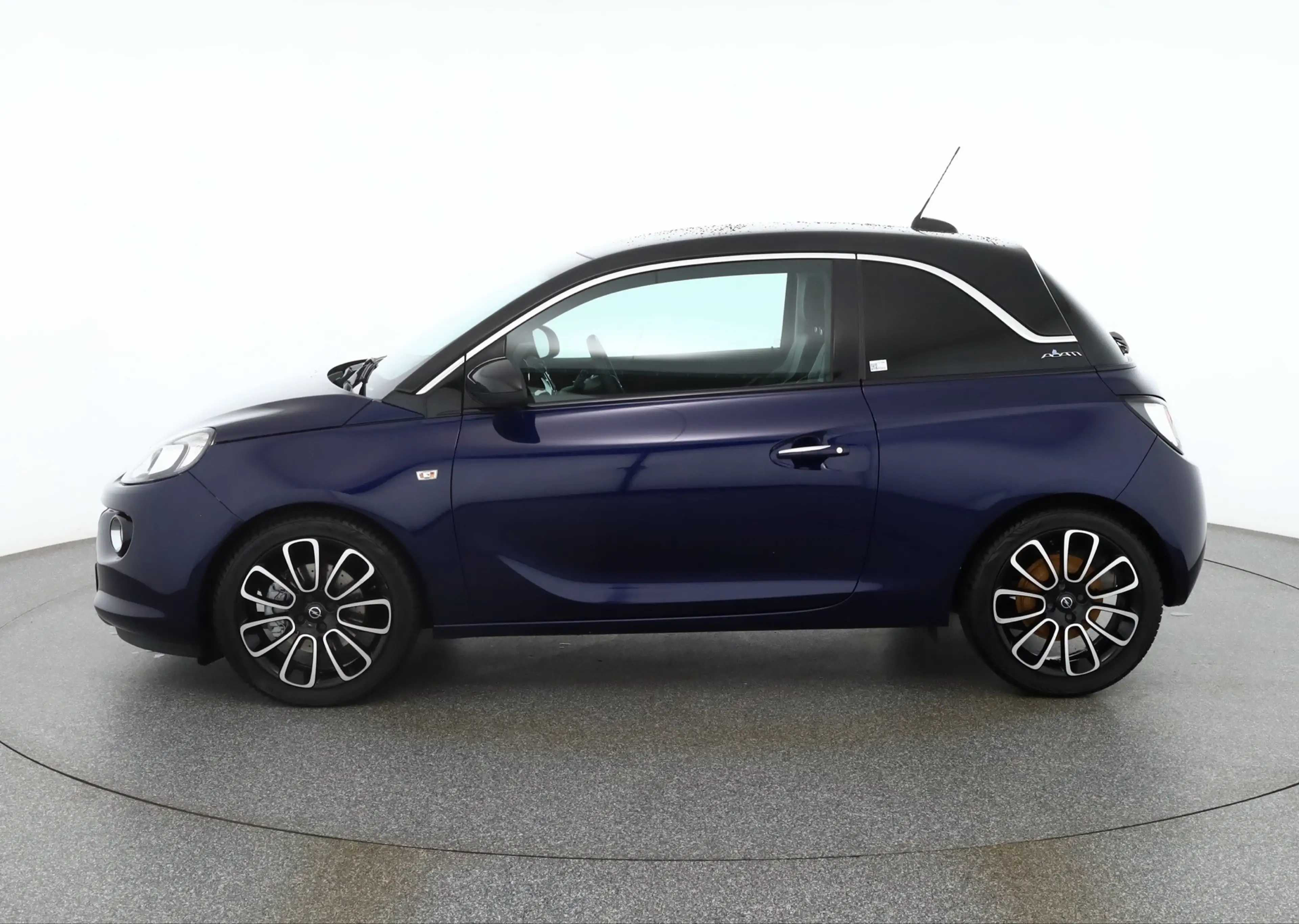 Opel Adam 1.0 120 Jahre IntelliLink Sitzheizung DAB — photo 2