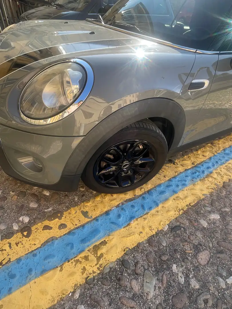 MINI Cooper D Cabrio Mini IV F57 2016 Cabrio1.5 Boost auto Grigio - 2