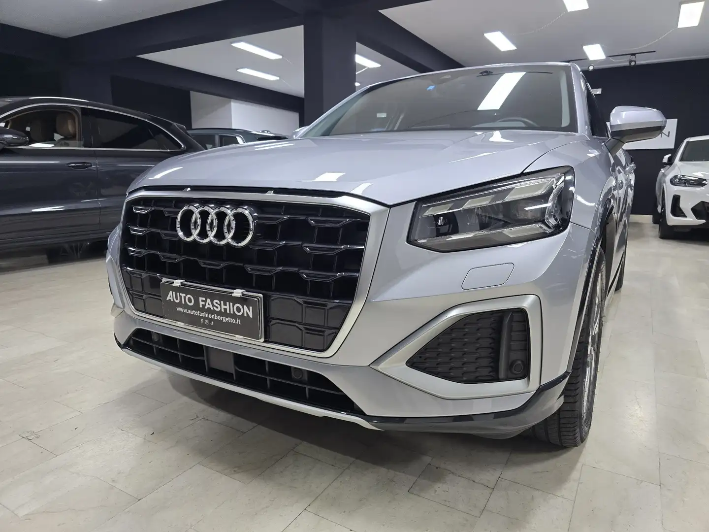 Audi Q2 Q2 I 2022 30 2.0 tdi Admired s-tronic Argento - 2